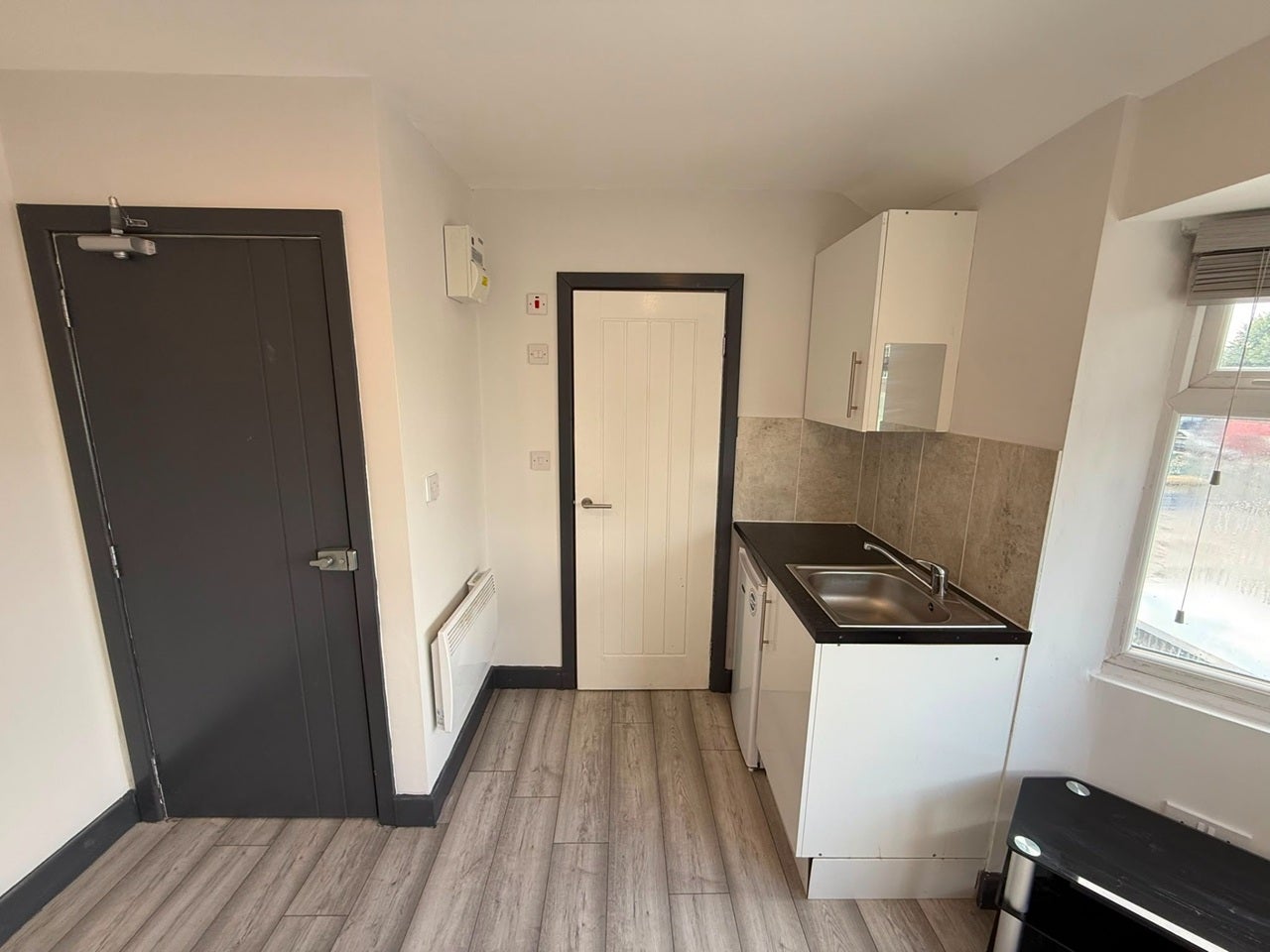 Flat Francis Road in Greater London