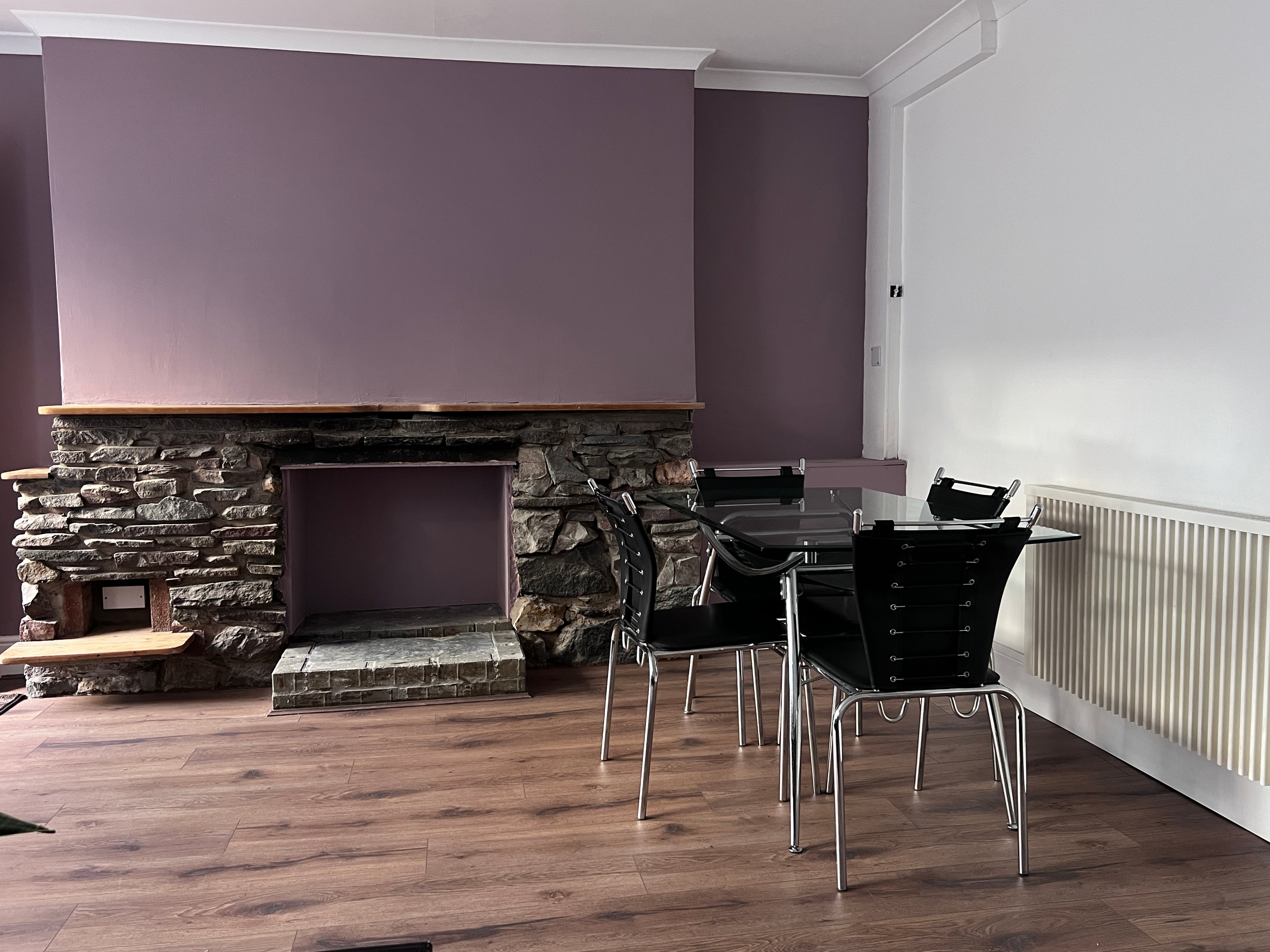 Flat Southleigh Road in Bristol