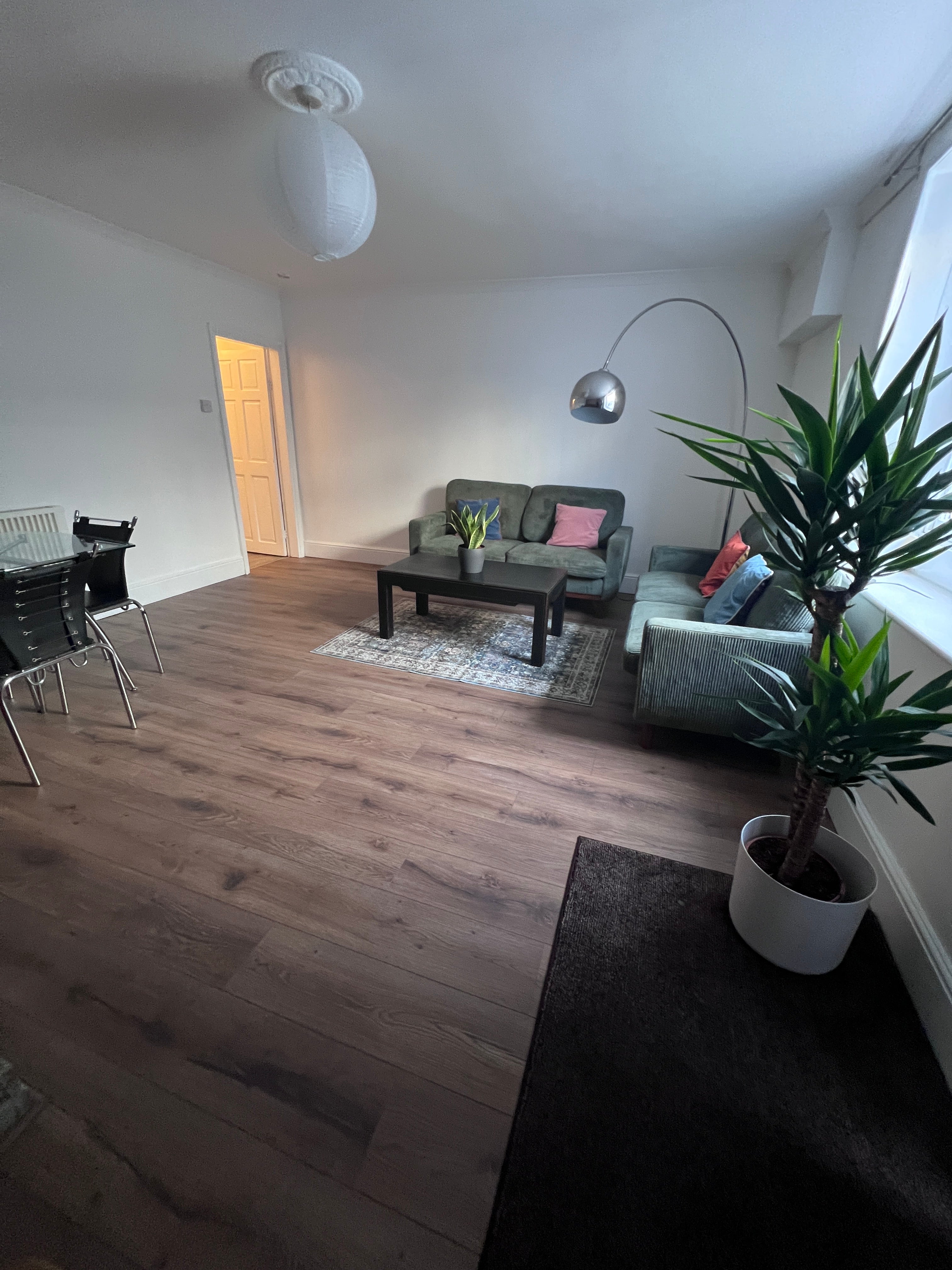 Flat Southleigh Road in Bristol