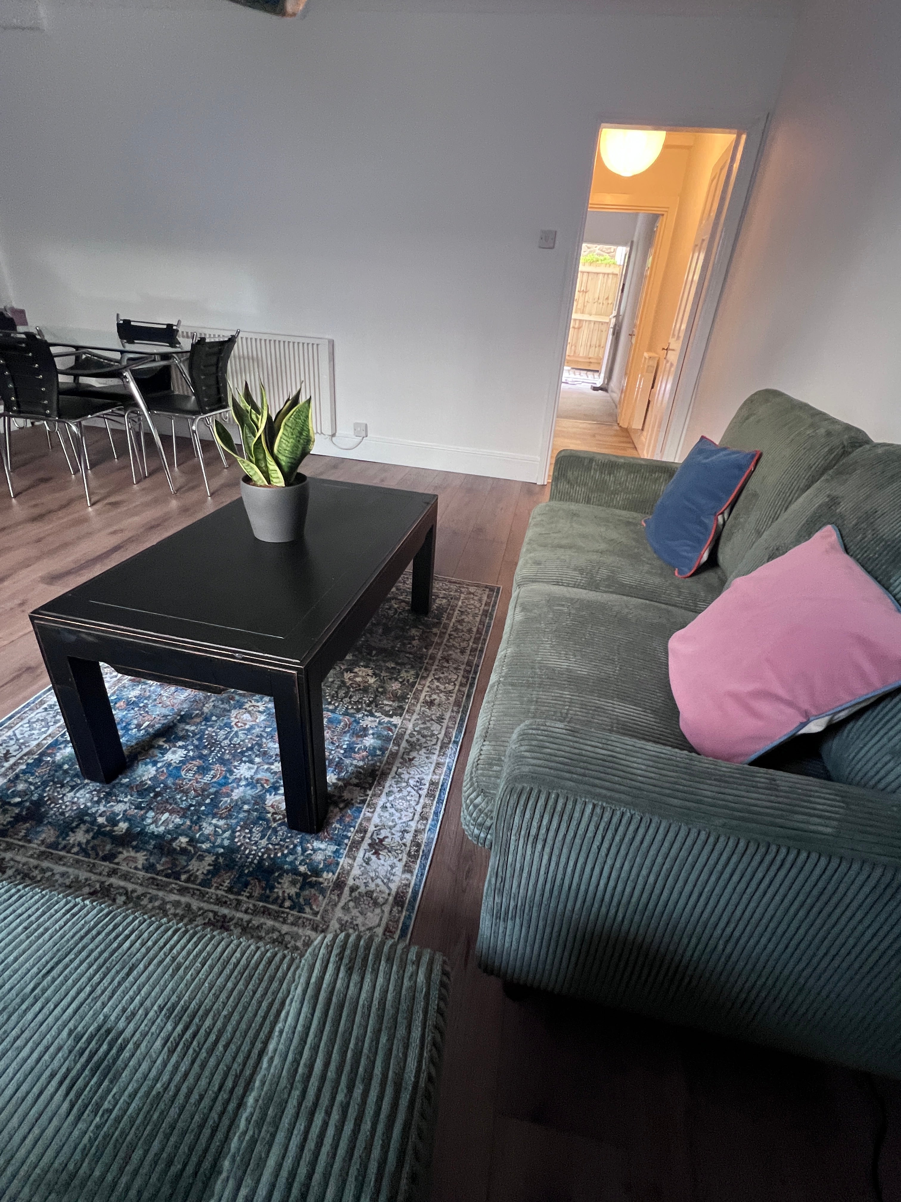 Flat Southleigh Road in Bristol