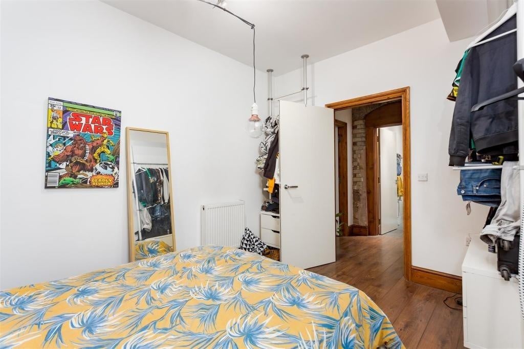 Flat Netley Street in Greater London