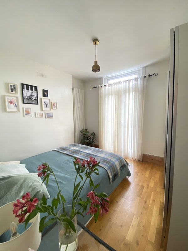 Room Crebor Street in Greater London