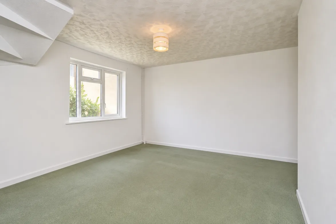House Jeals Lane in Sandown