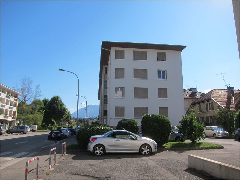 Flat Place du Château in Annecy