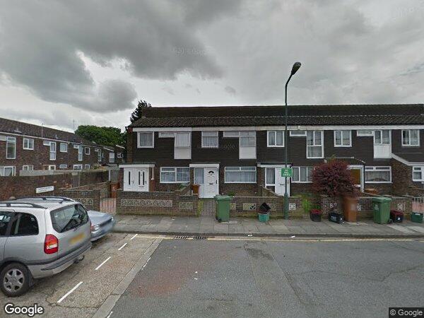 Room Dalberg Way in Greater London
