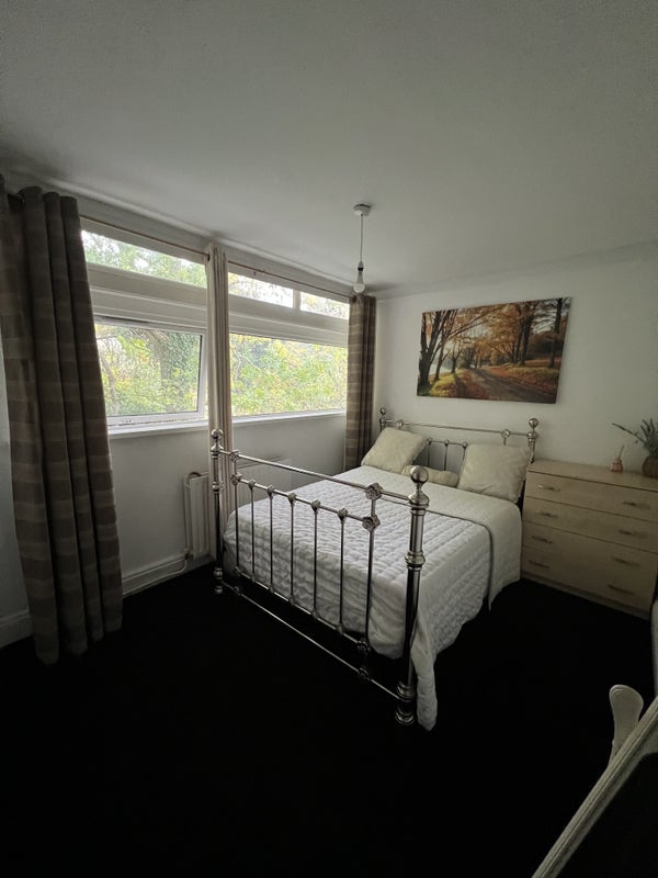 Room Monmouth Drive in Birmingham