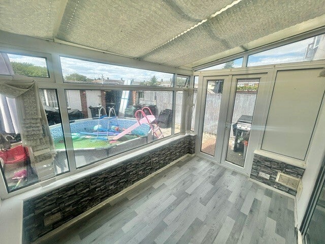 House Neville Shaw in Basildon