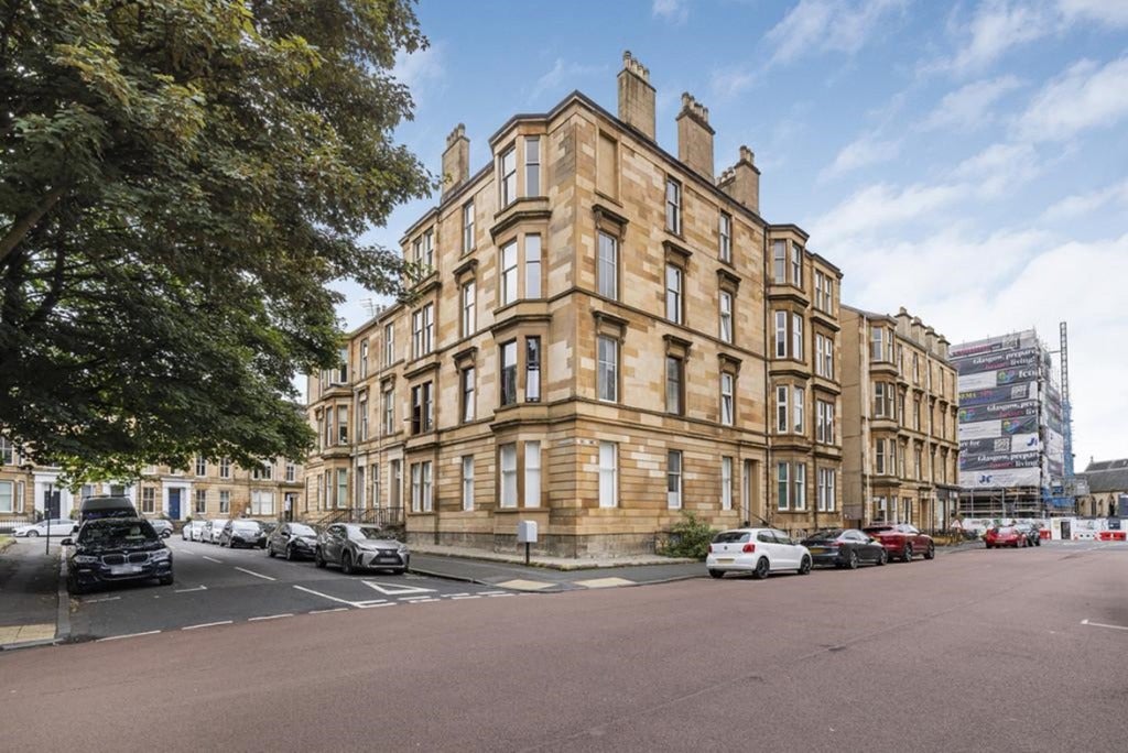 Flat Derby Street in Glasgow