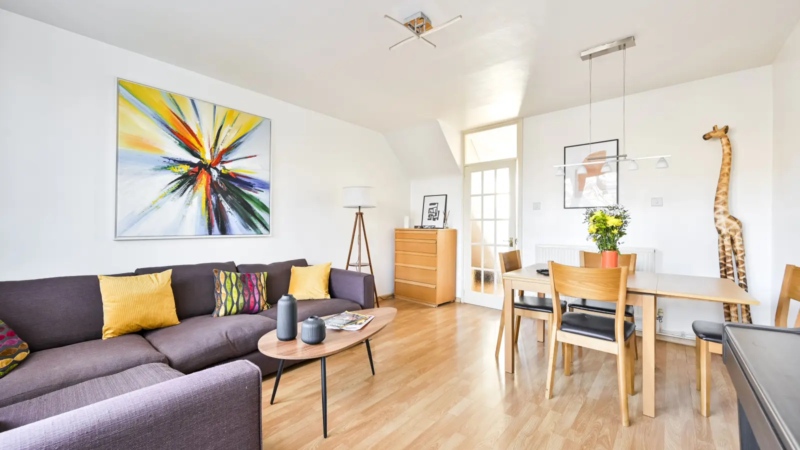 Flat Nutt Street in Greater London