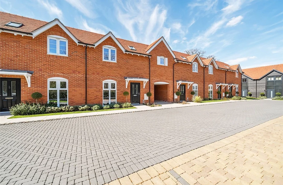 House Manor House Drive in Sunninghill and Ascot
