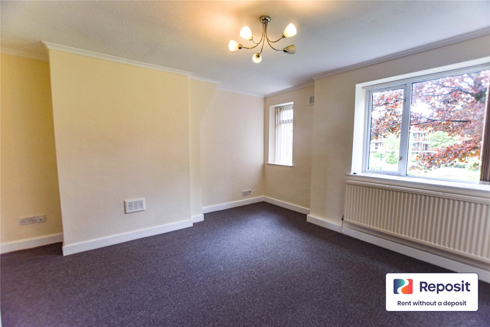 Flat Eccles New Road in Salford