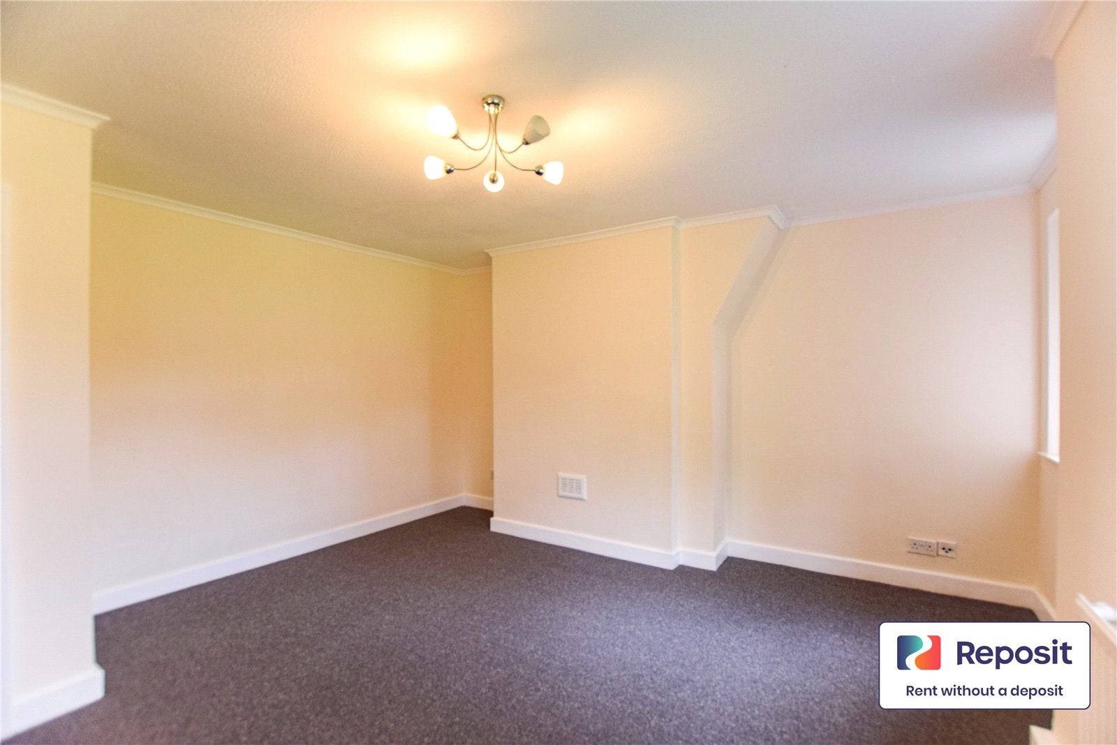 Flat Eccles New Road in Salford