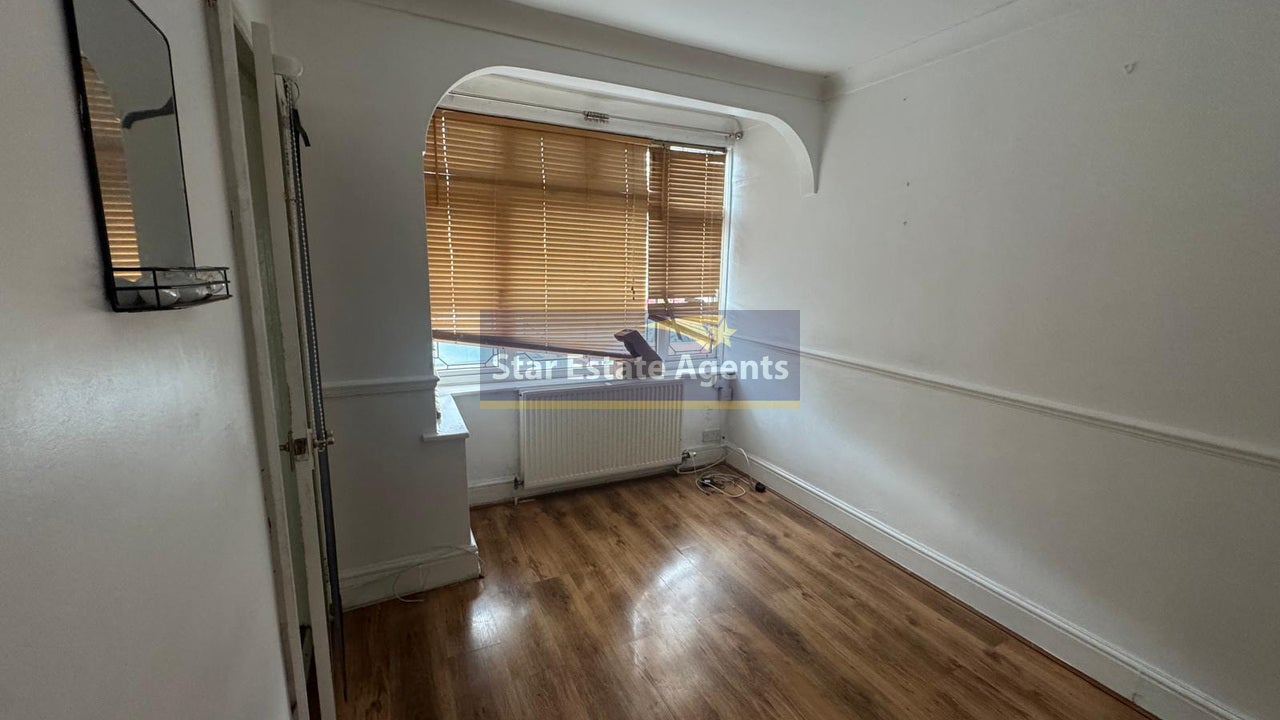 House Beam Avenue in Greater London