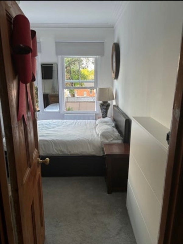 Room Laburnham Road in Maidenhead