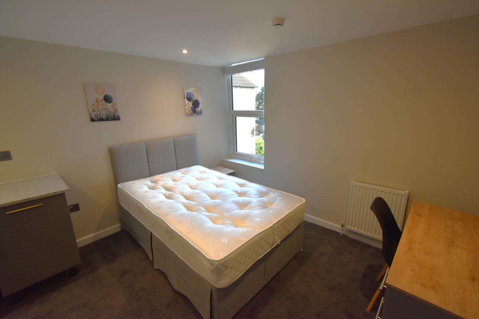 Room The Brent in Dartford