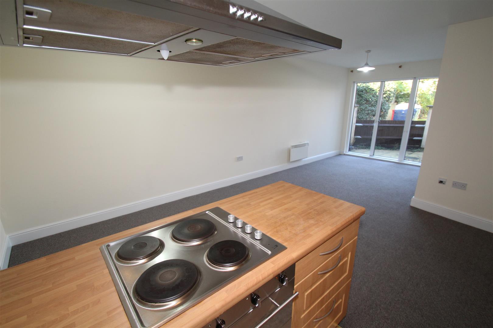 Flat Sovereign Place in Greater London