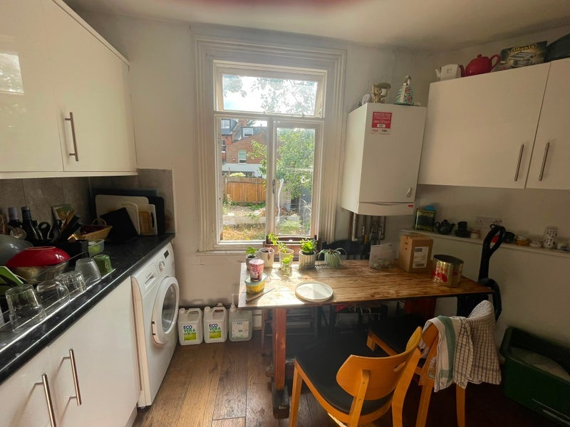 Room Archway Road in Greater London