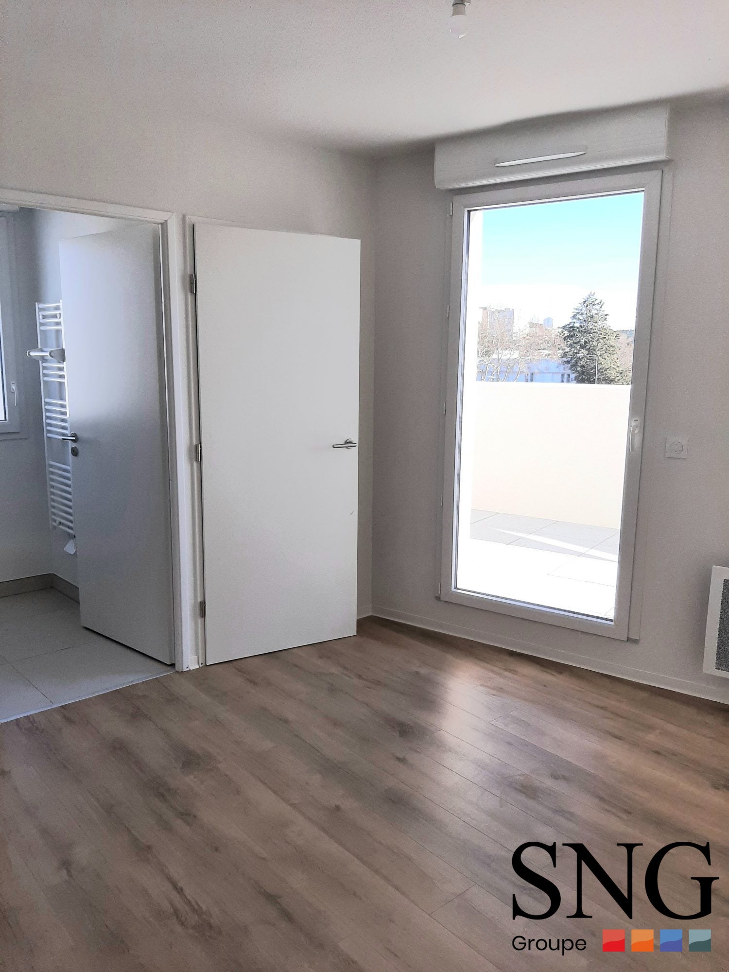 Appartement Rue Jules Raimu à Nîmes