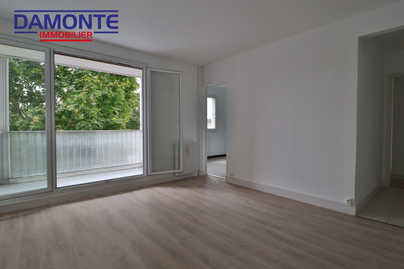 Flat Avenue Édouard Herriot in Troyes