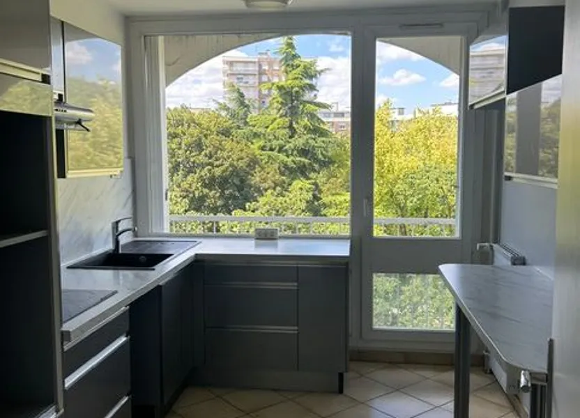 Appartement Rue Raymond Delasalle à Chelles