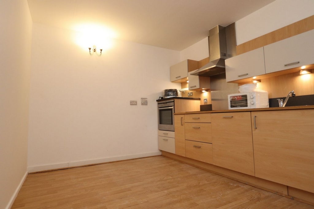 Room Globe Road in Greater London