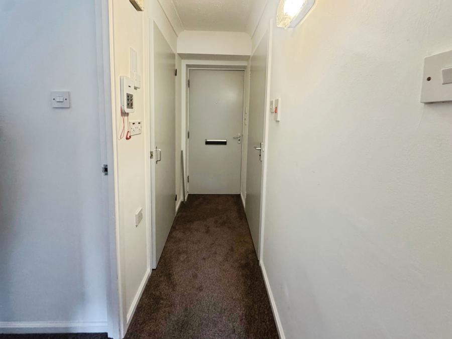 Flat Weymouth Street in Warminster