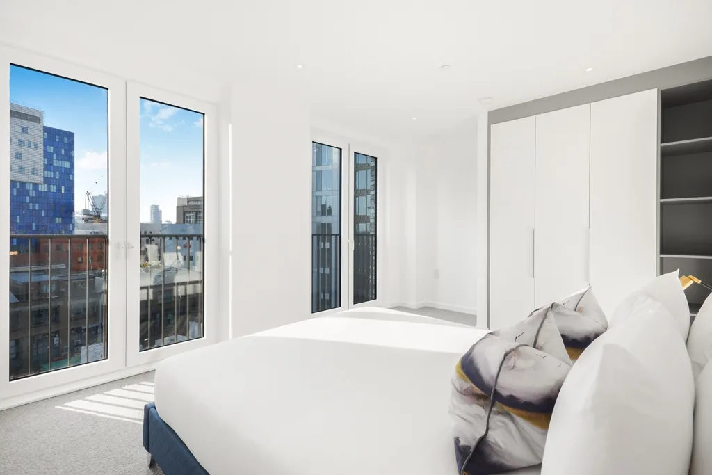 Flat Sidney Street in Greater London