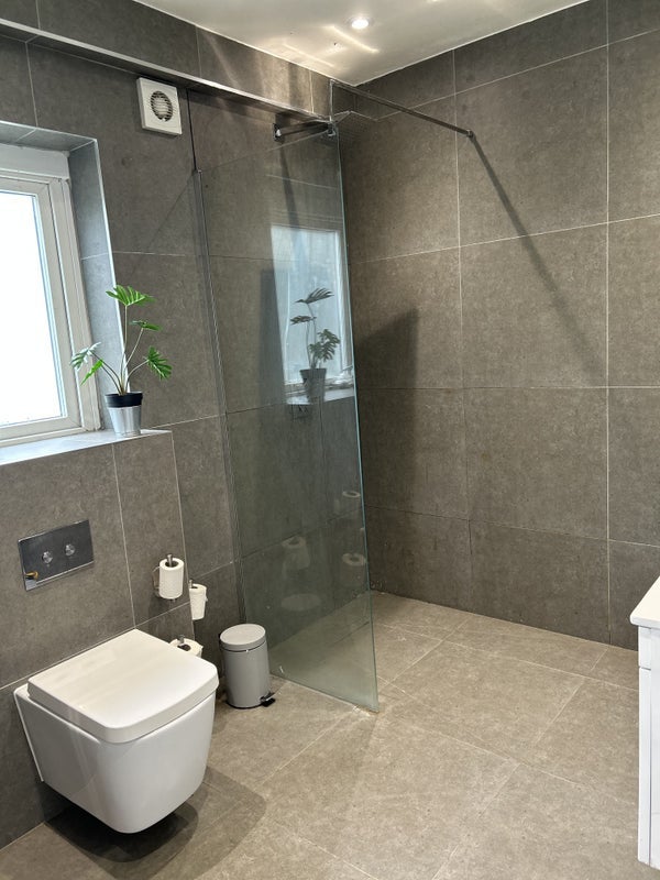 Room Fernlea Road in Greater London