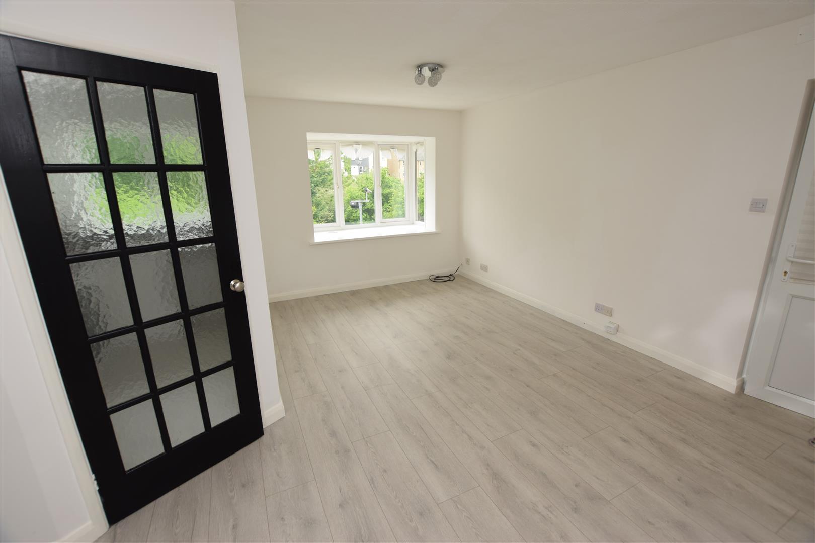 Flat Pinders Road in Hastings