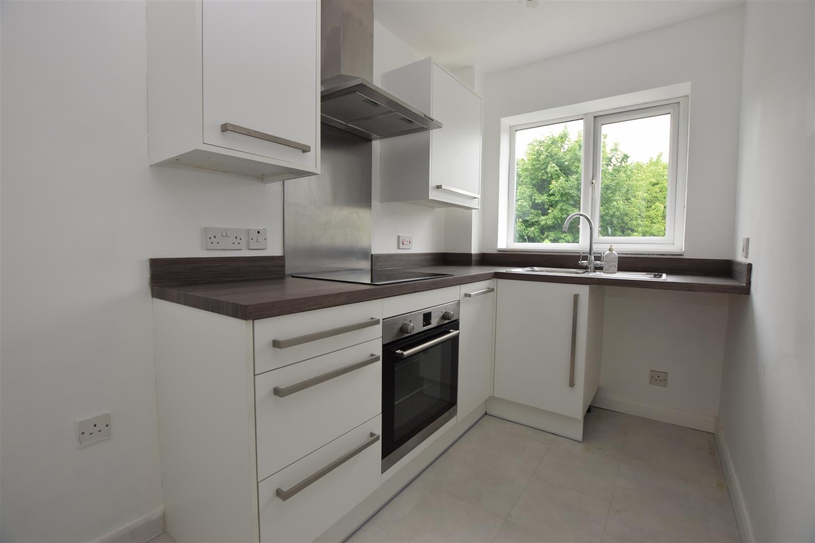 Flat Pinders Road in Hastings