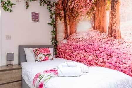 Room York Road in Northampton
