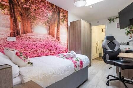 Room York Road in Northampton