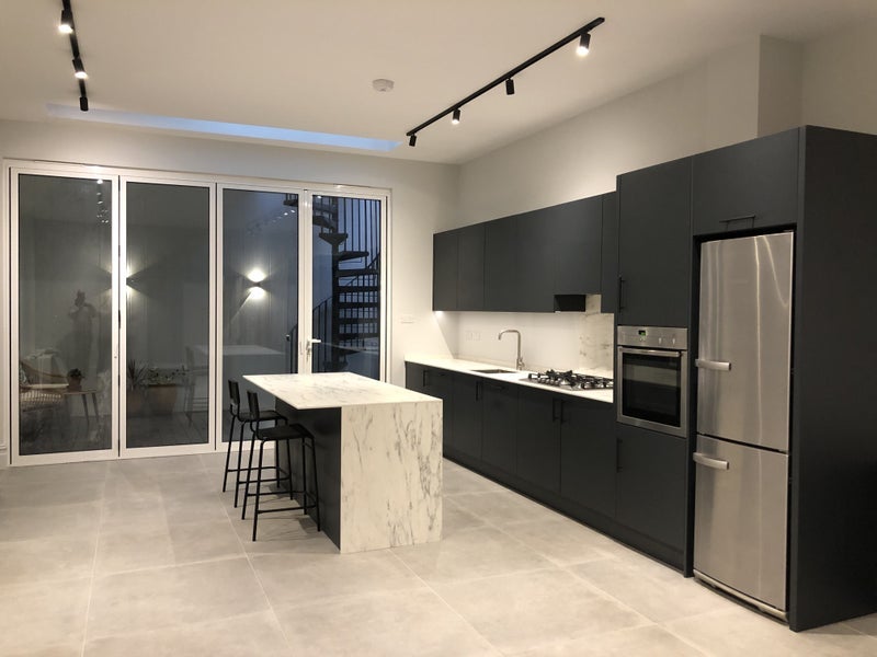 Flat Clarendon Drive in Greater London