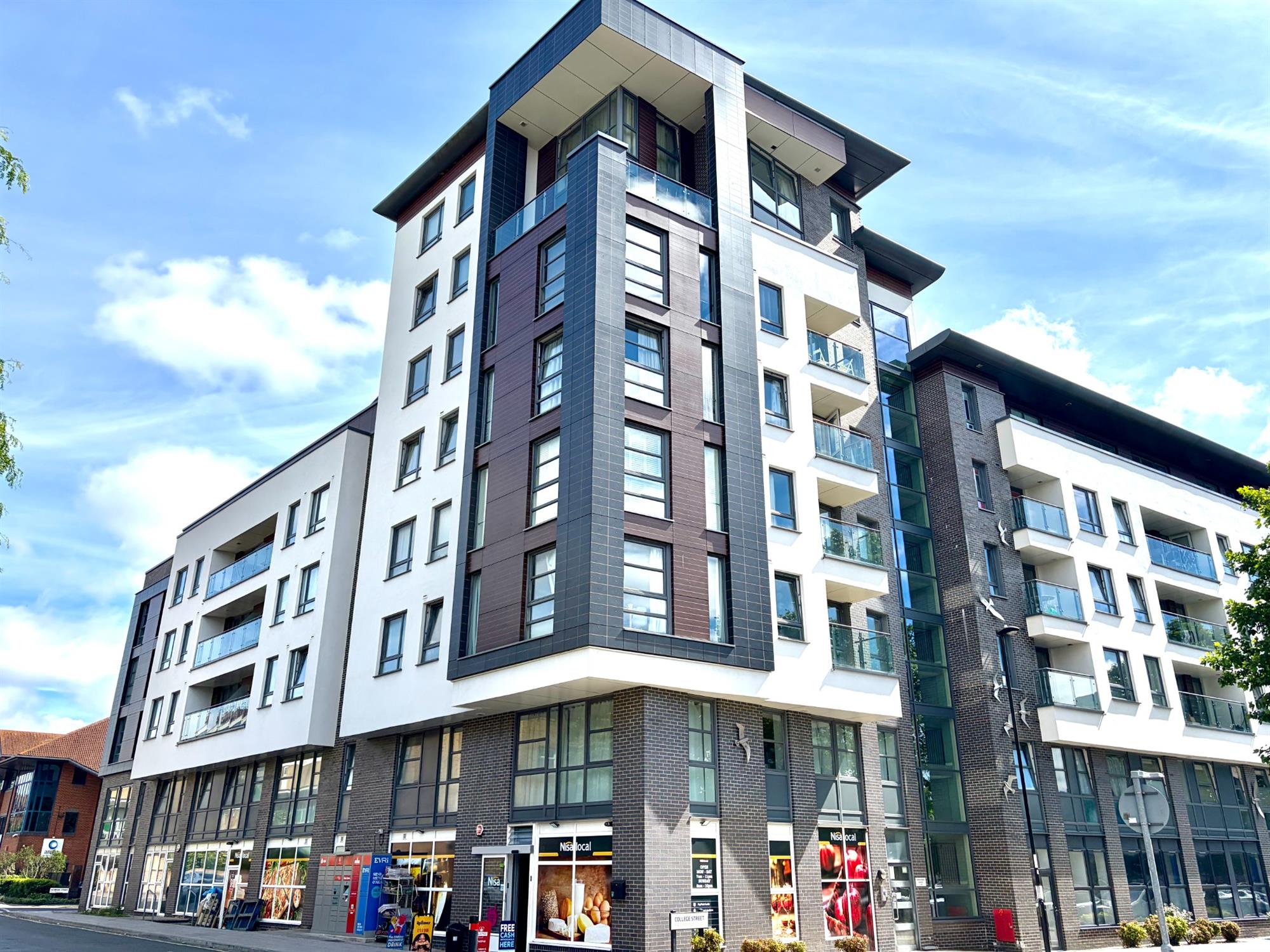 Flat St James Road in Southampton
