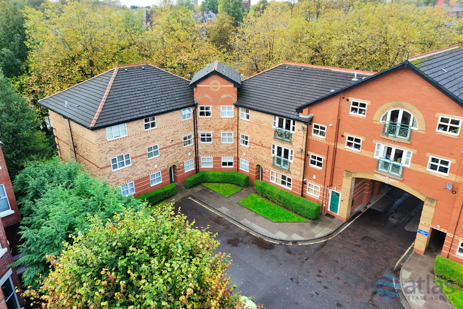 Flat Brompton Avenue in Liverpool
