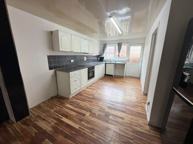 House Gourlay Lane in Glasgow