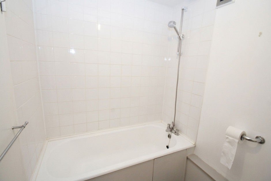 House Caxton Drive in Greater London