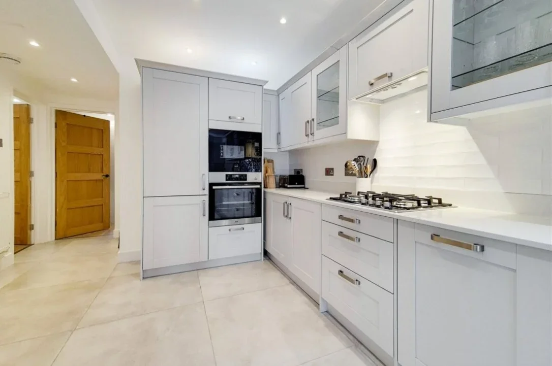 Flat Cromwell Place in Greater London