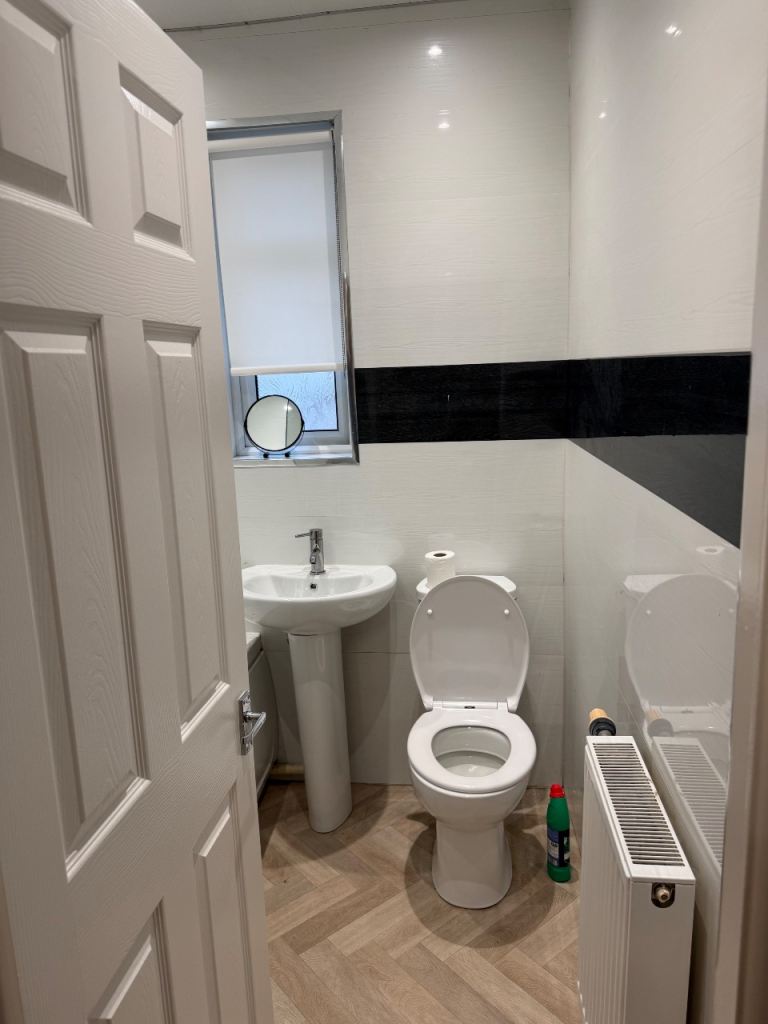 Flat Dunrod Street in Glasgow
