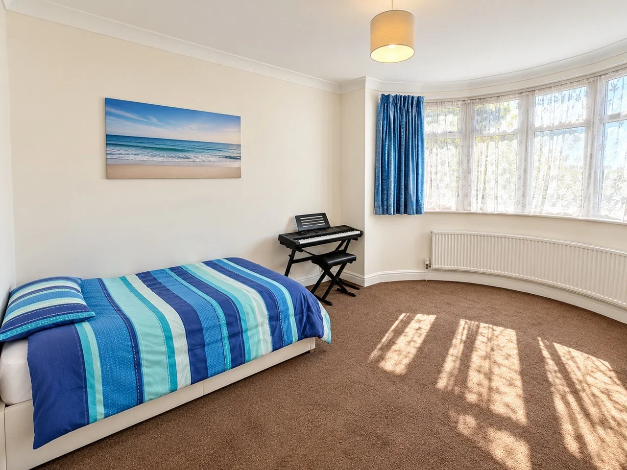 House Lulworth Gardens in Greater London