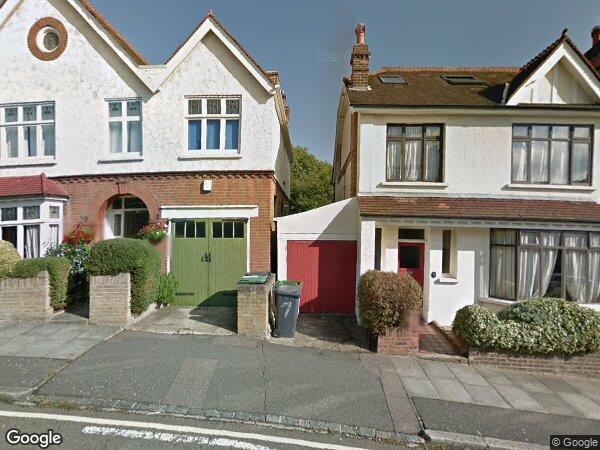 Flat Iona Close in Greater London