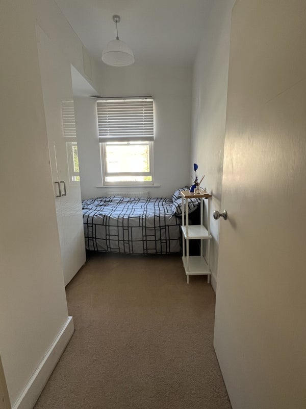 Room Maygrove Road in Greater London