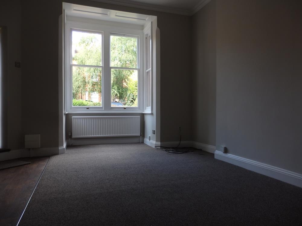 Flat Lansdowne Road in Bedford