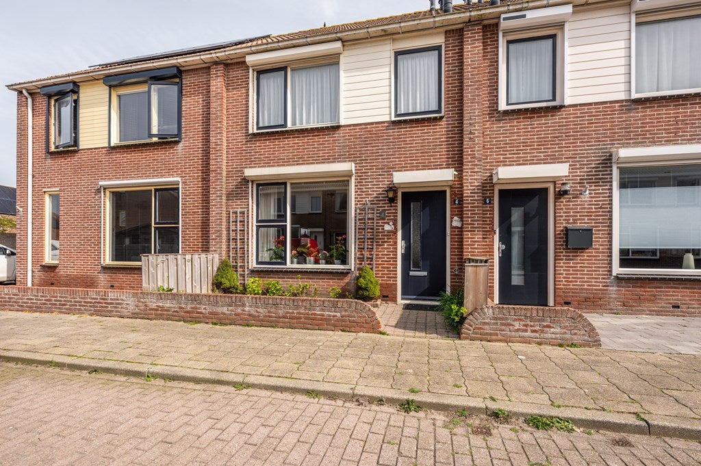 Adriaan Virulystraat 4 in Westkapelle