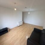 Flat Greenslade Road in Greater London