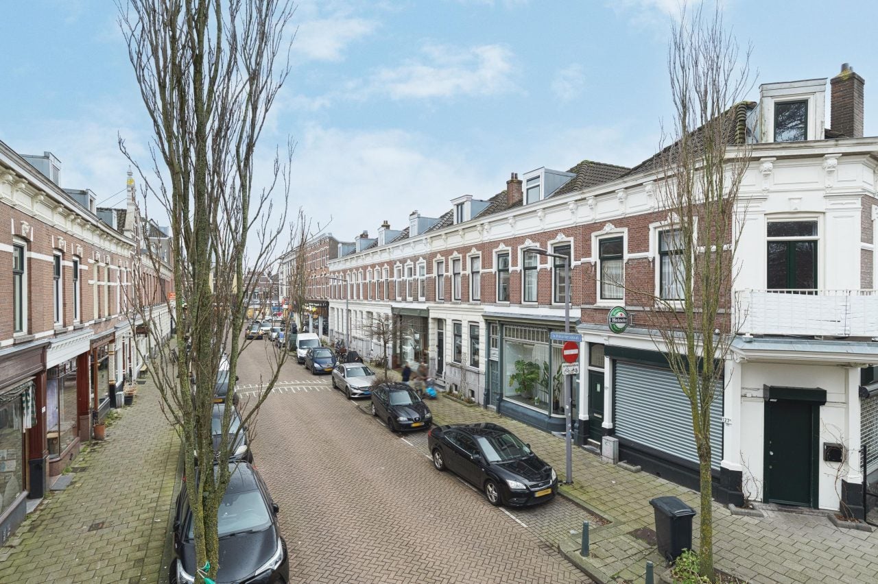 Huis 1e Pijnackerstraat 129 B in Rotterdam