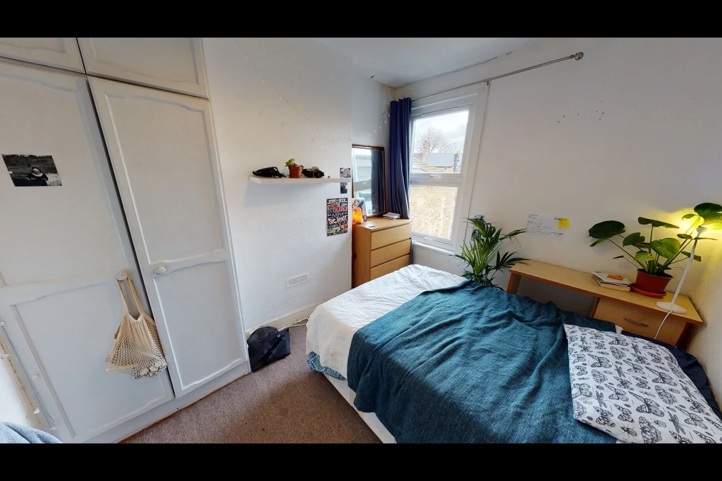 House Elcot Avenue in Greater London