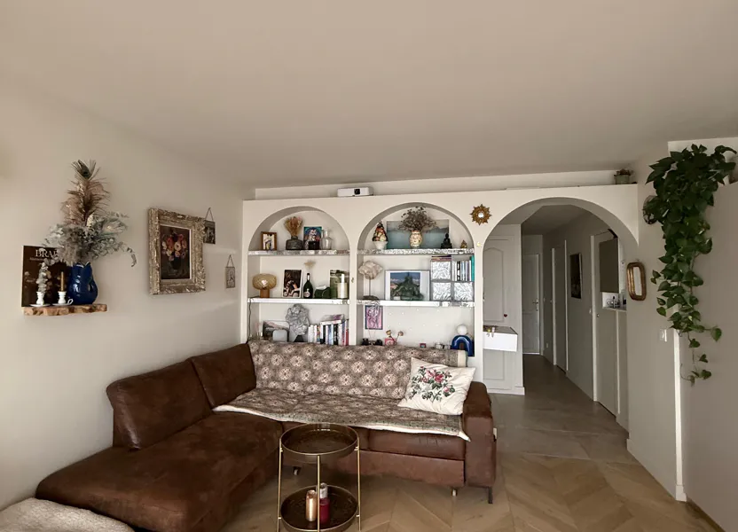 Flat Boulevard Brune in Paris