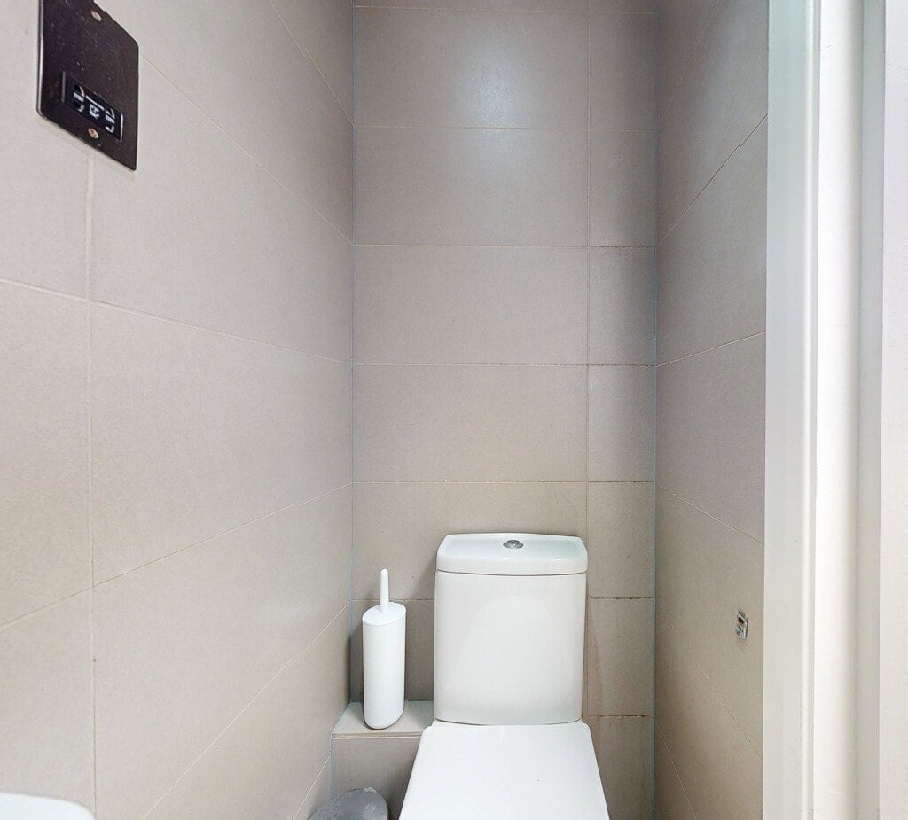 Flat Gloucester Terrace in City of Westminster