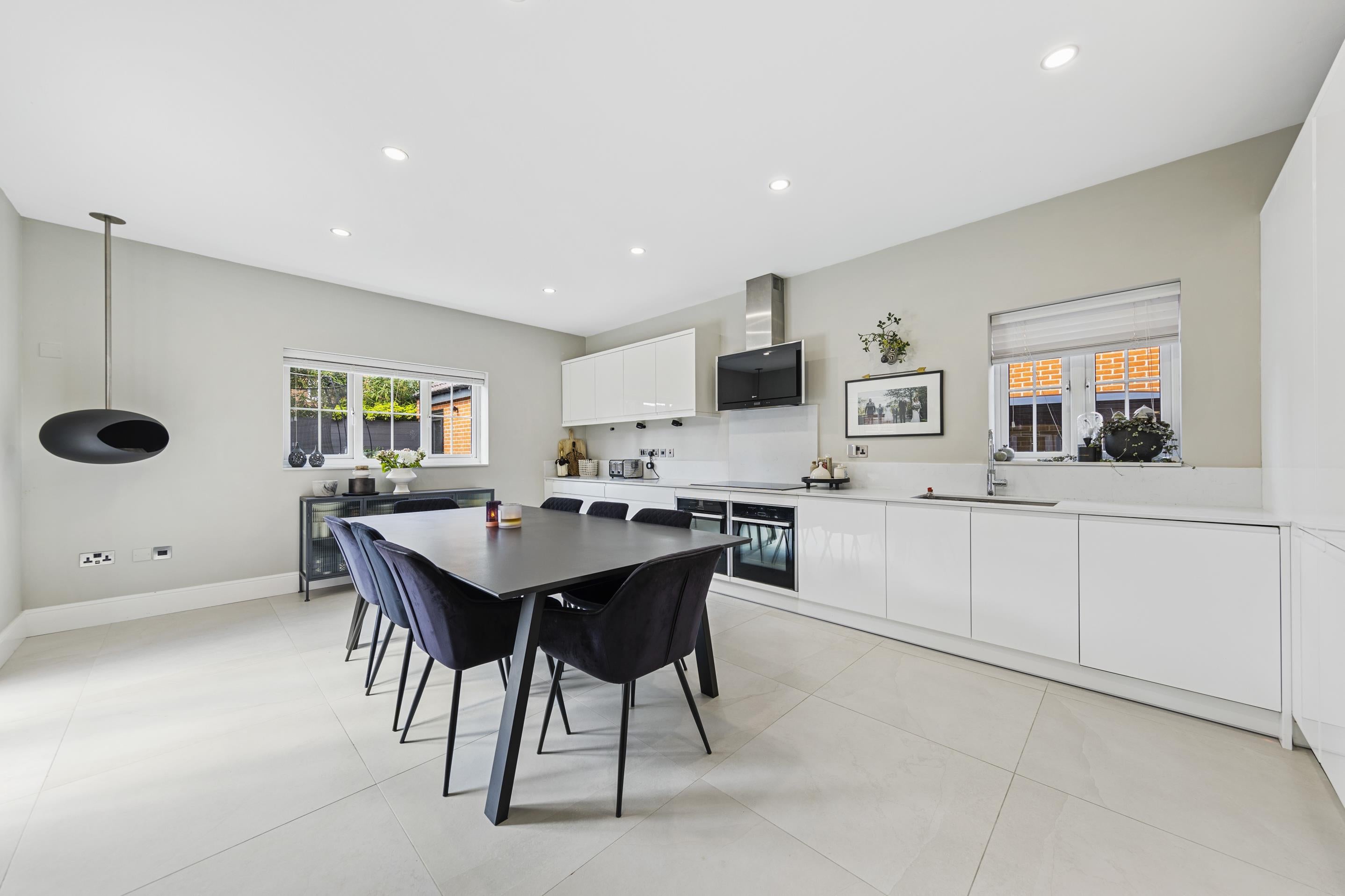 House Chainbridge Court in Thrapston